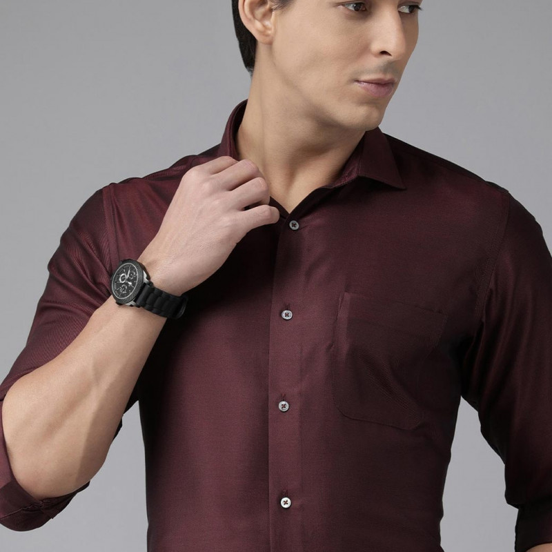 Men Burgundy Self Design Custom Fit Formal Shirt