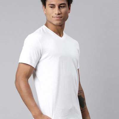Men White Solid V-Neck Lounge T-shirt