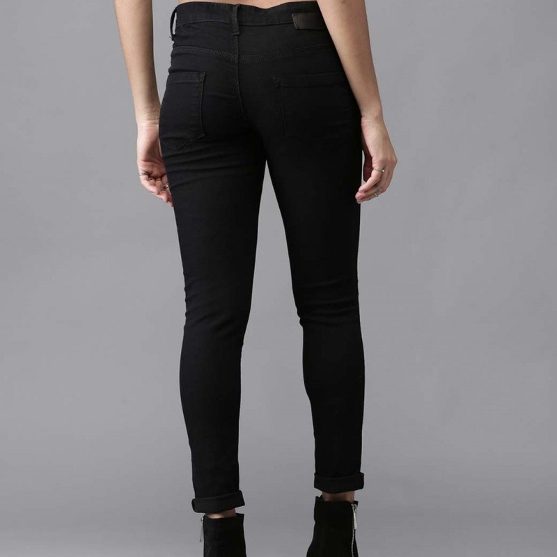 "Women Black Skinny Fit Mid-Rise Clean Look Stretchable Jeans "